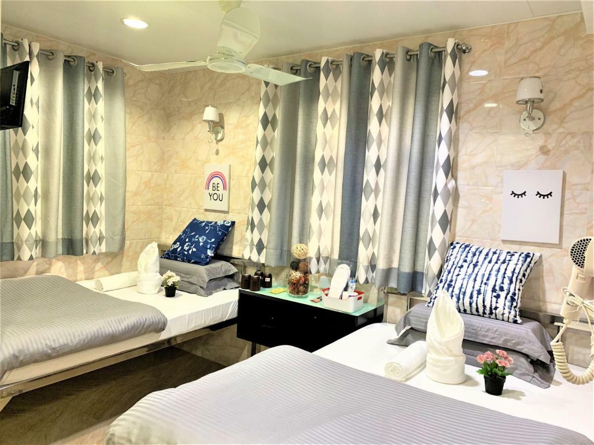 Super Guest House Гонконг Экстерьер фото